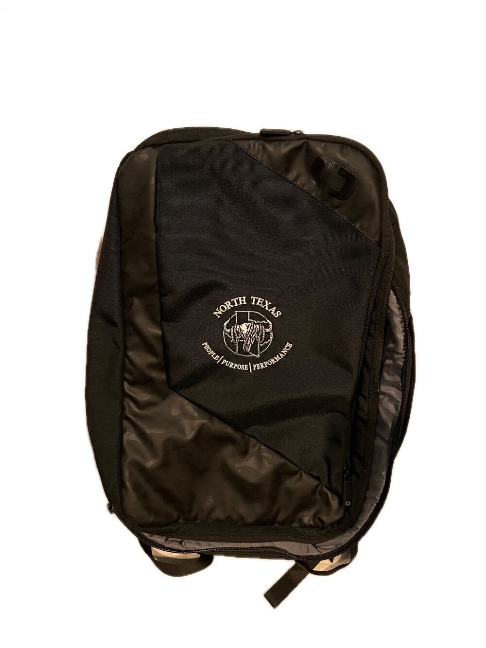 No Label Clamshell Black Padded Backpack 20" Tall